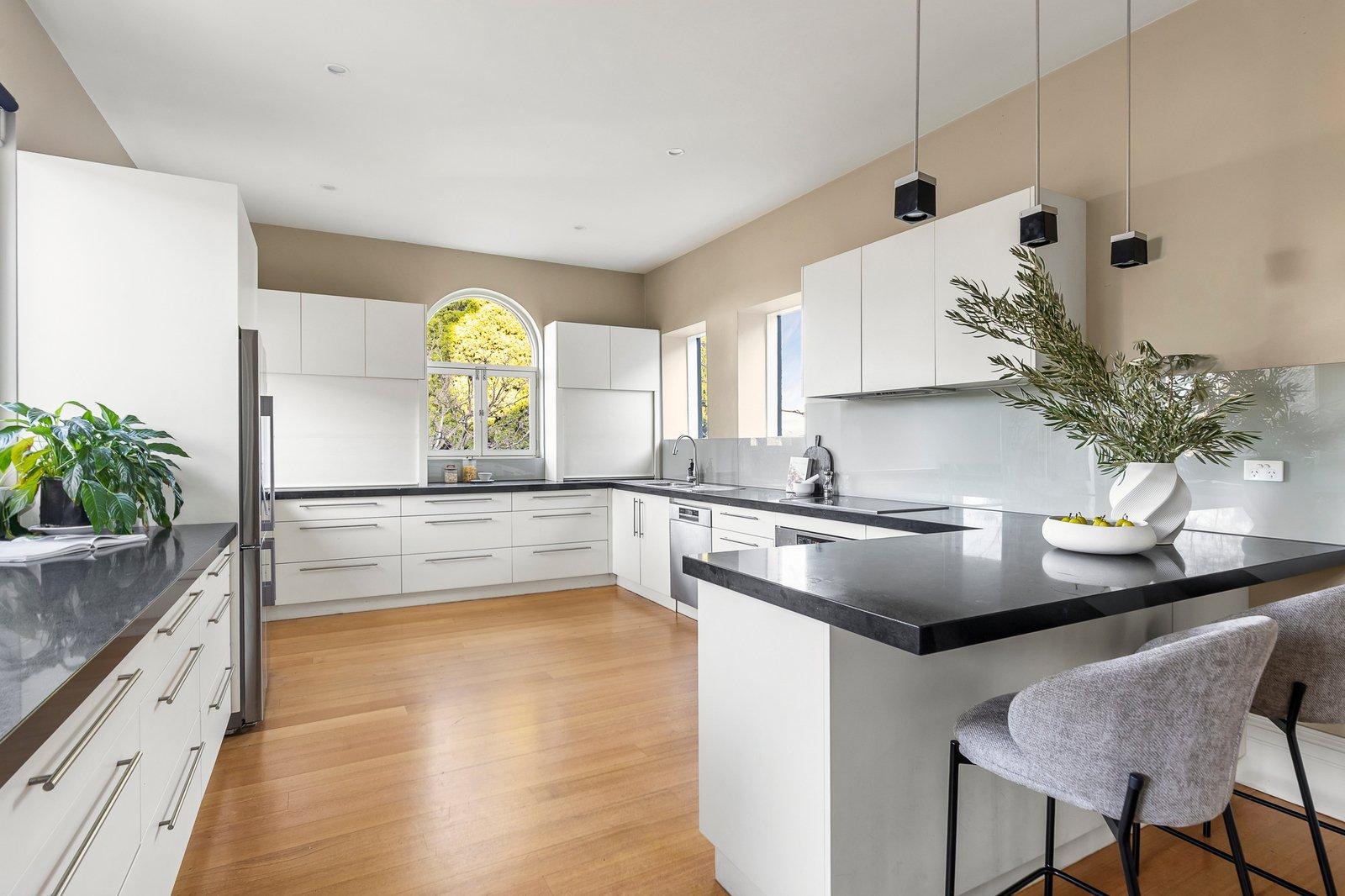 1 Shakespeare Grove, Hawthorn, 3122