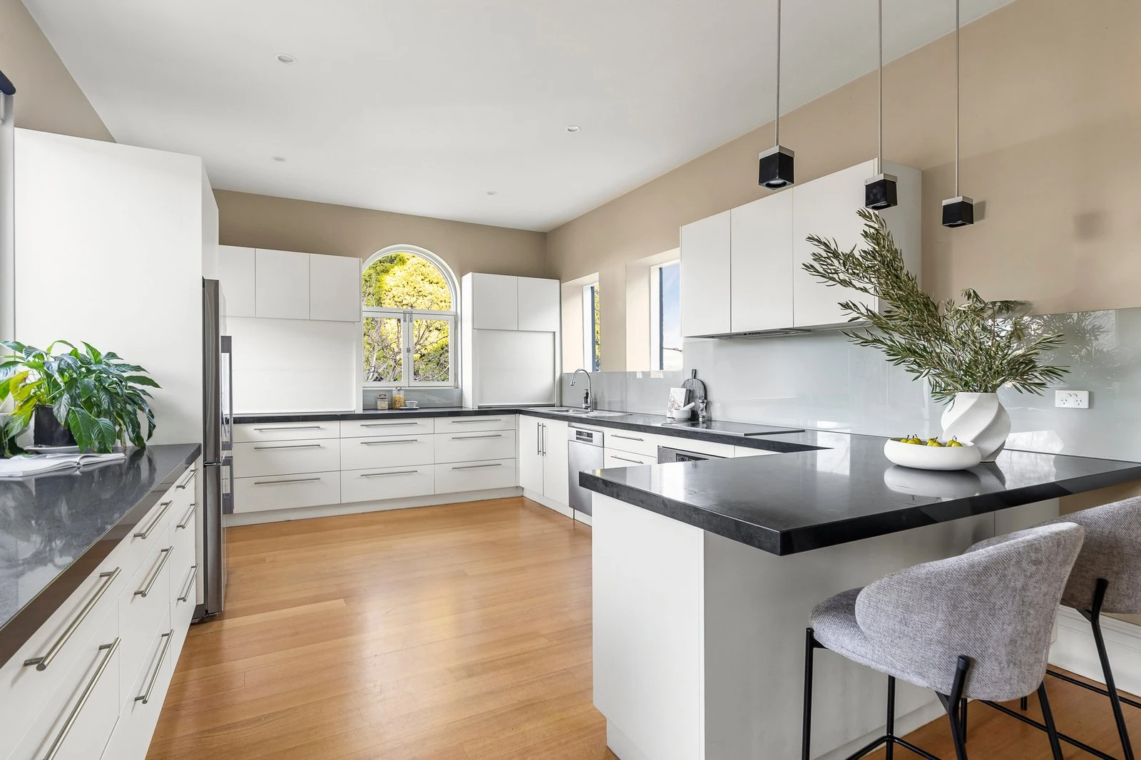 1 Shakespeare Grove, Hawthorn, 3122