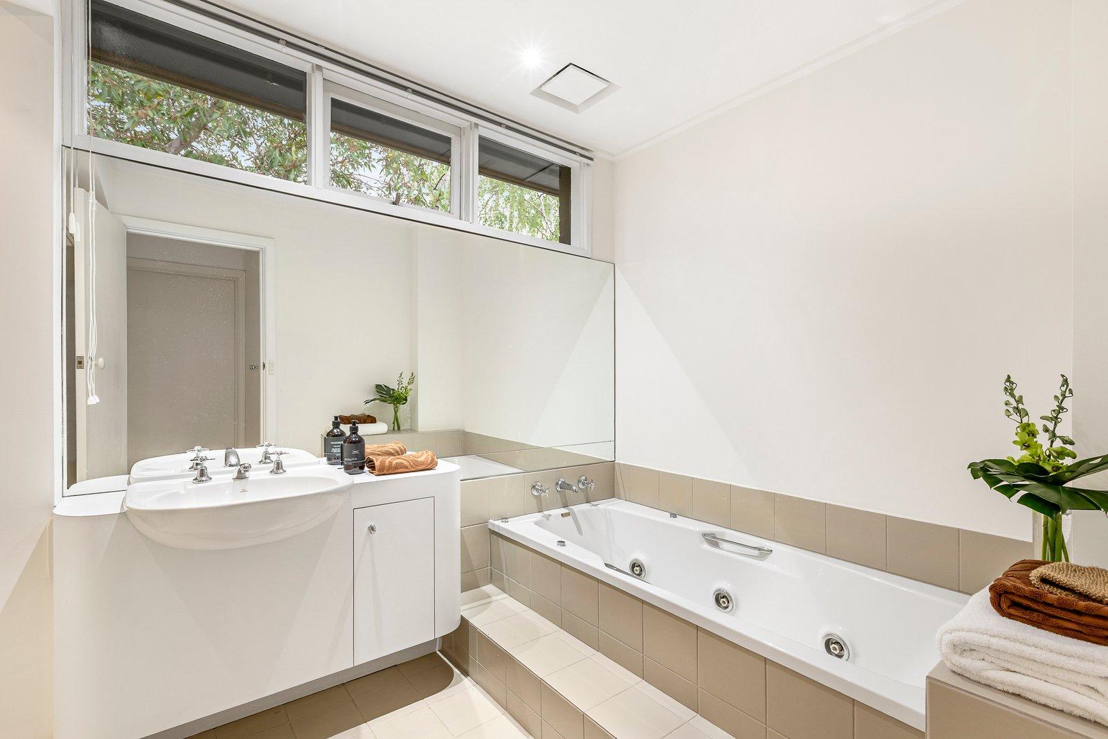 1 Springfield Avenue, Toorak, 3142