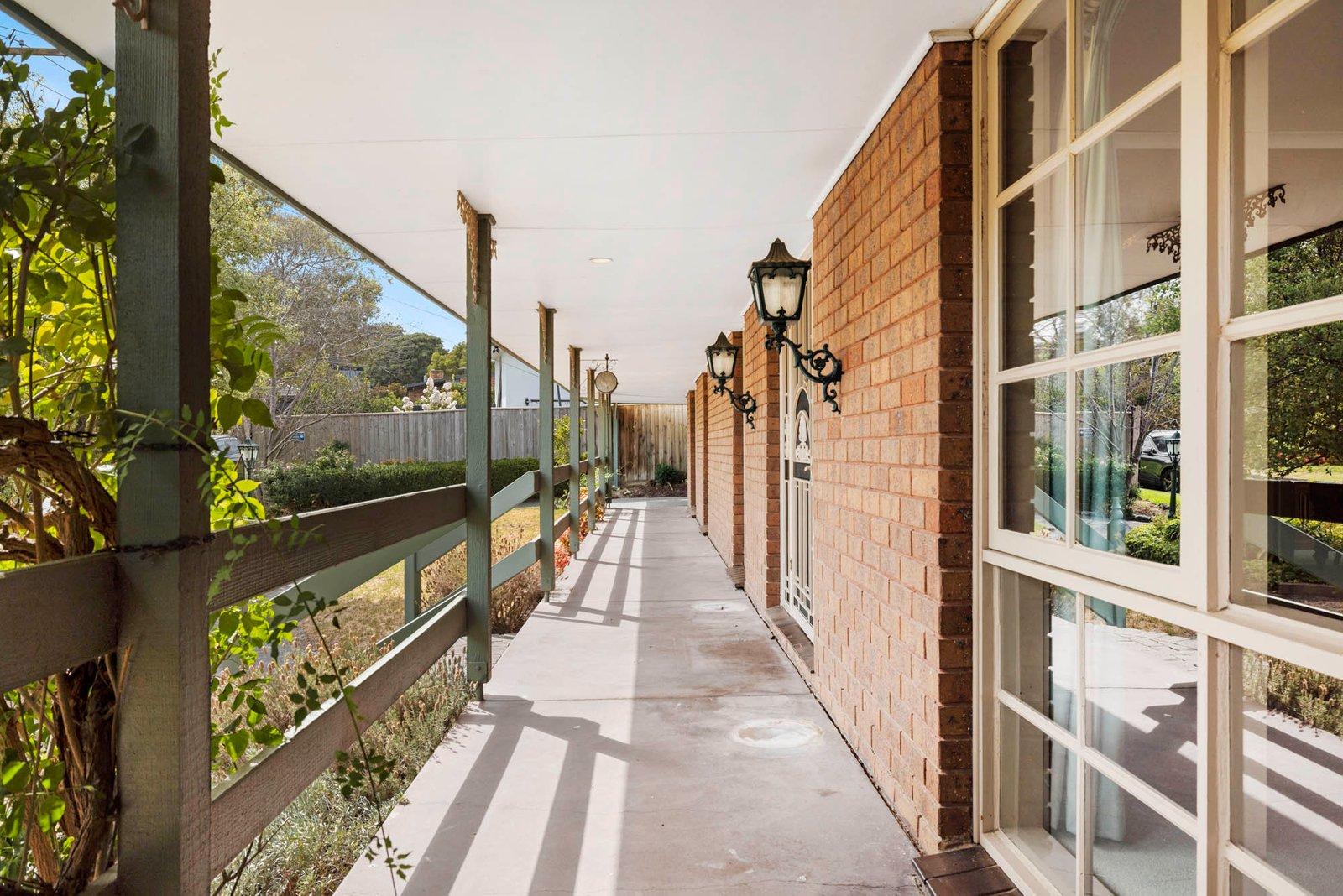 1 St James Crescent, Mount Eliza, 3930