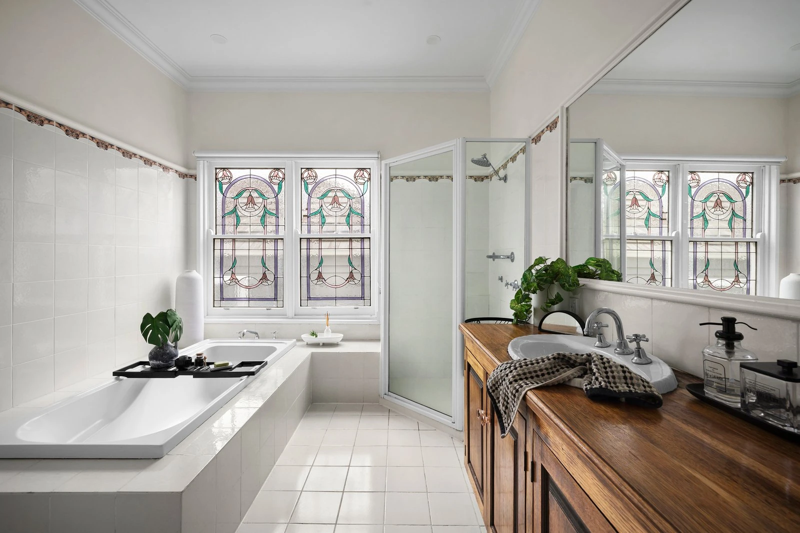 1 The Knoll, Mount Eliza, 3930