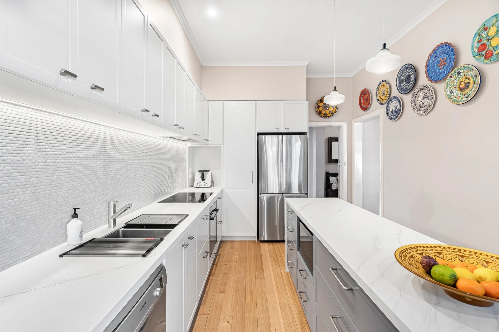 1 Willandra Avenue, Canterbury, 3126