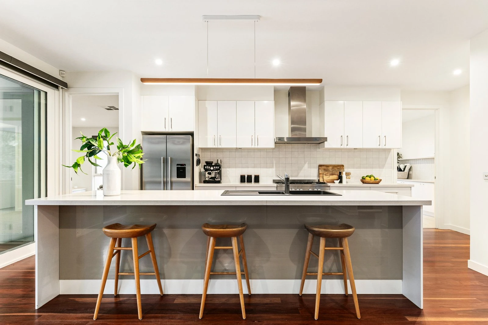 1 Wisteria Way, Warranwood, 3134