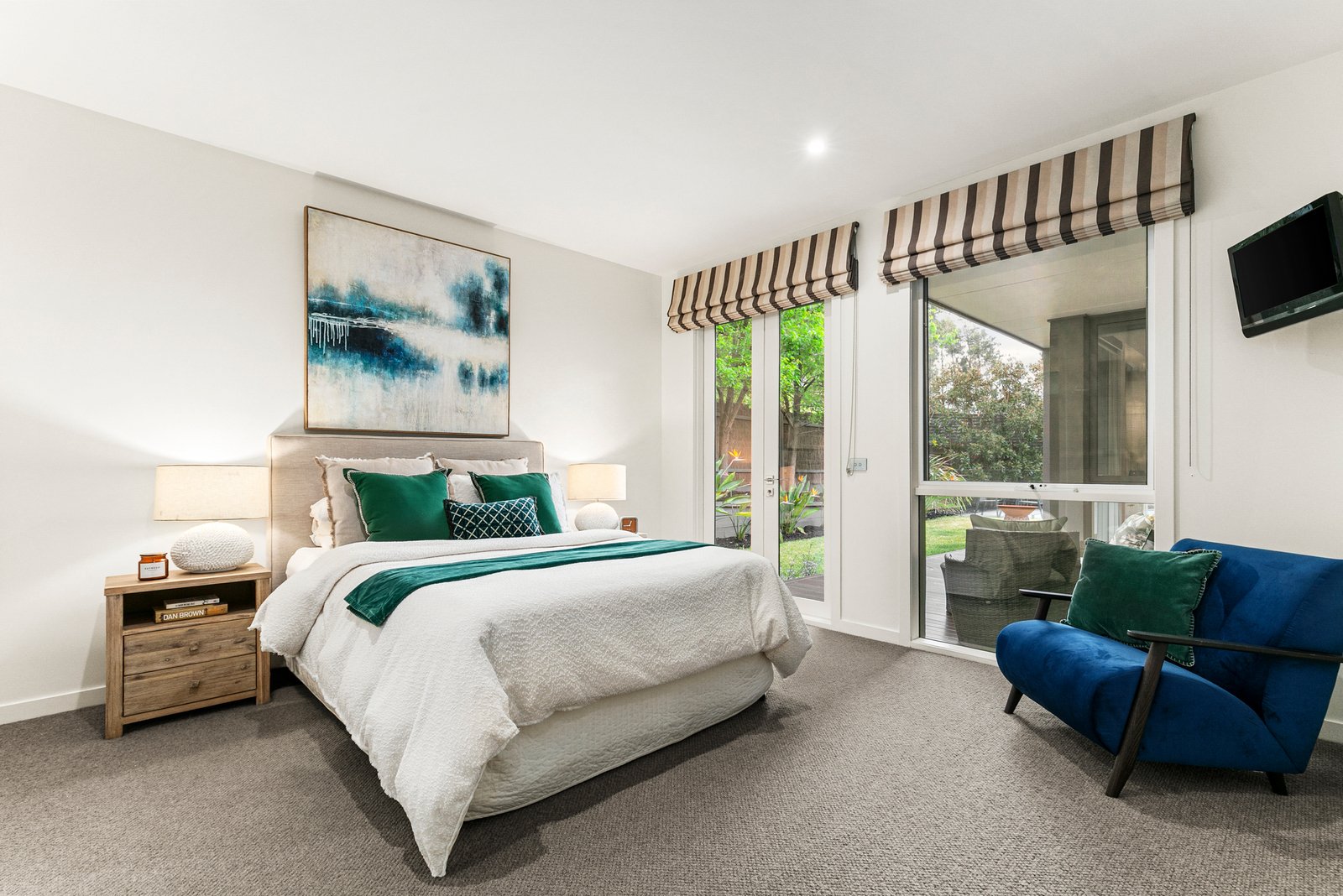 1 Wisteria Way, Warranwood, 3134