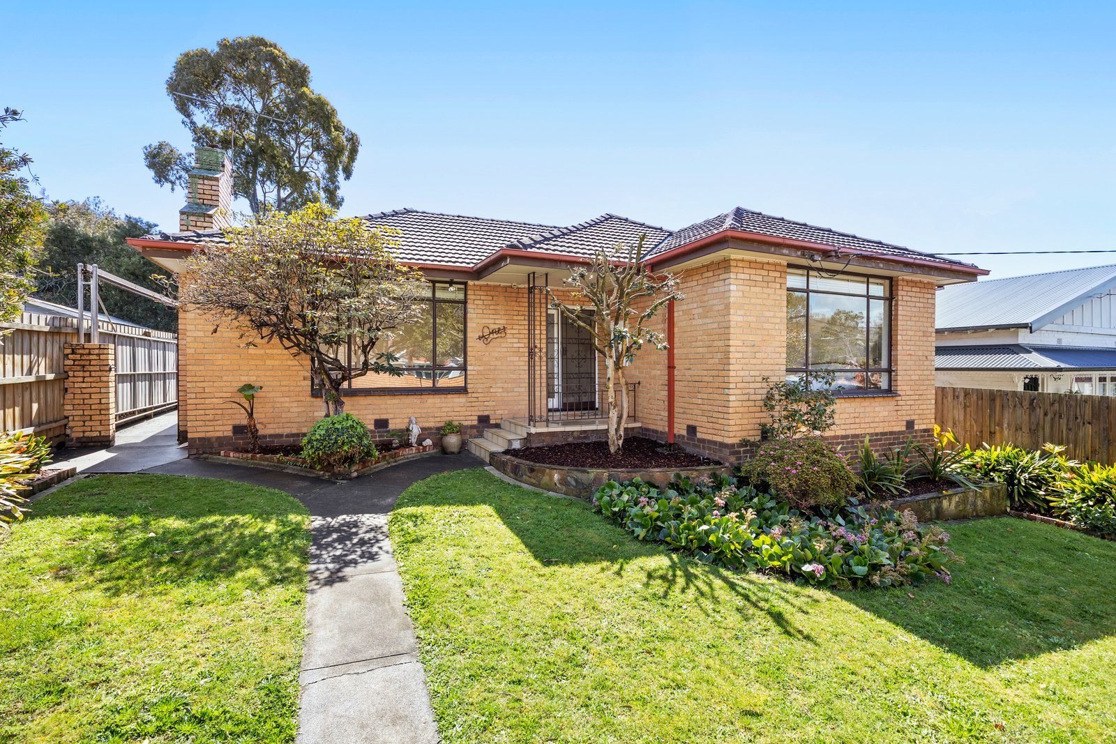 1 Young Street, Glen Iris, 3146