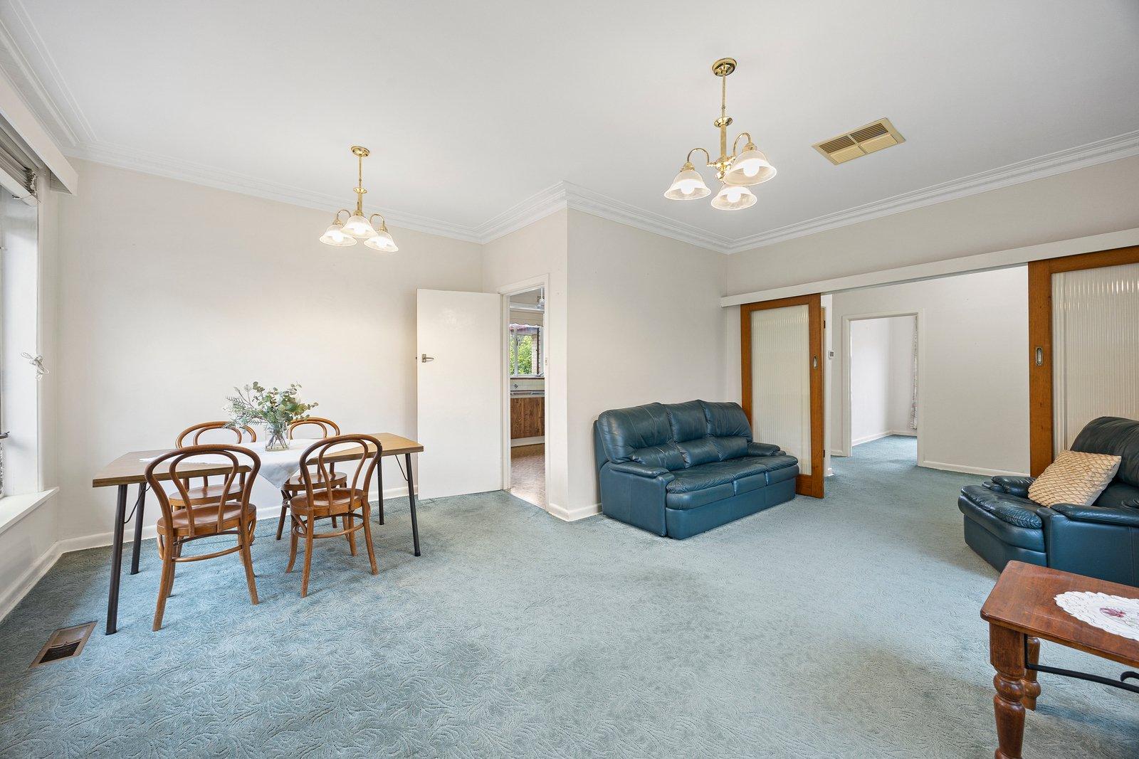 1 Young Street, Glen Iris, 3146