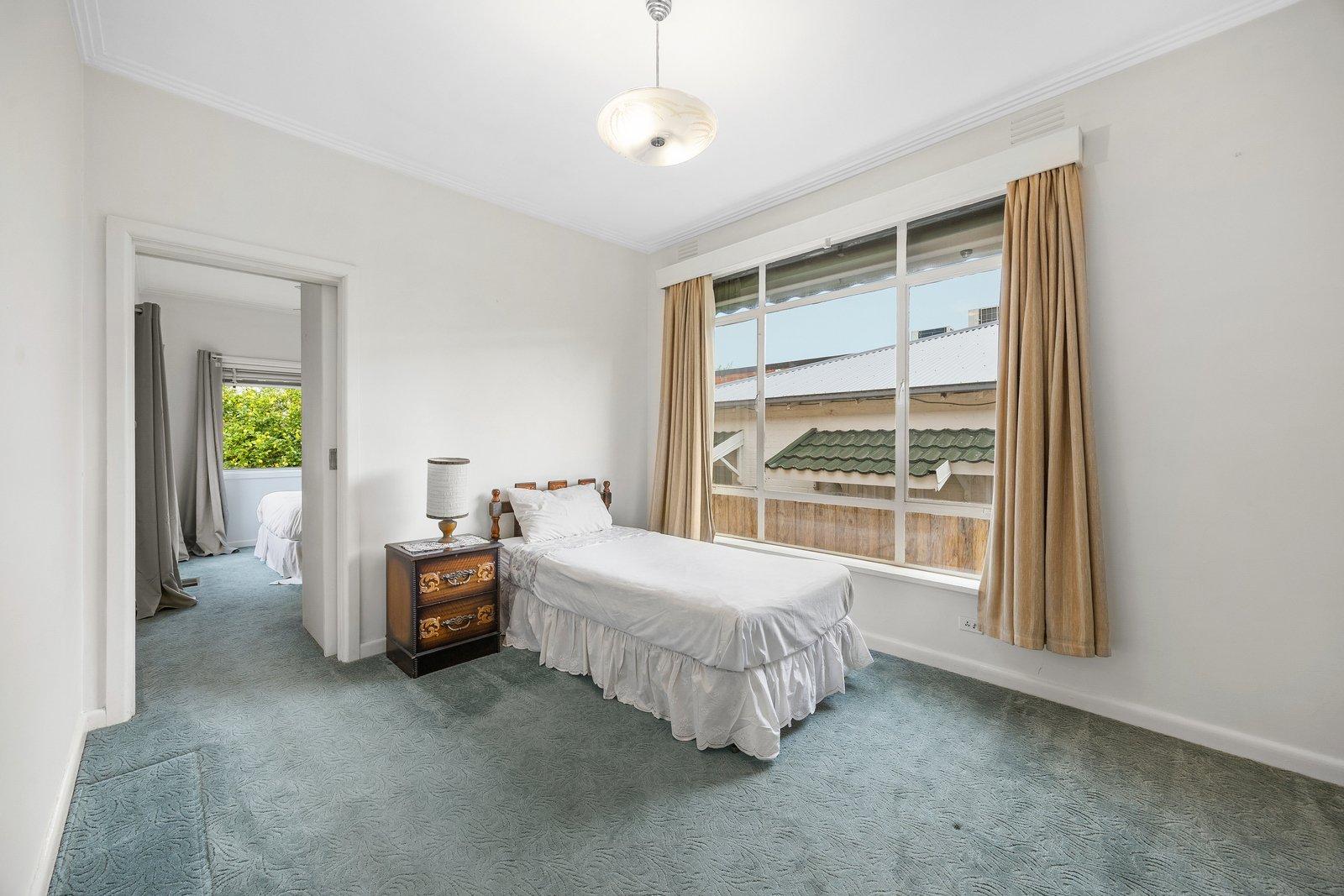 1 Young Street, Glen Iris, 3146