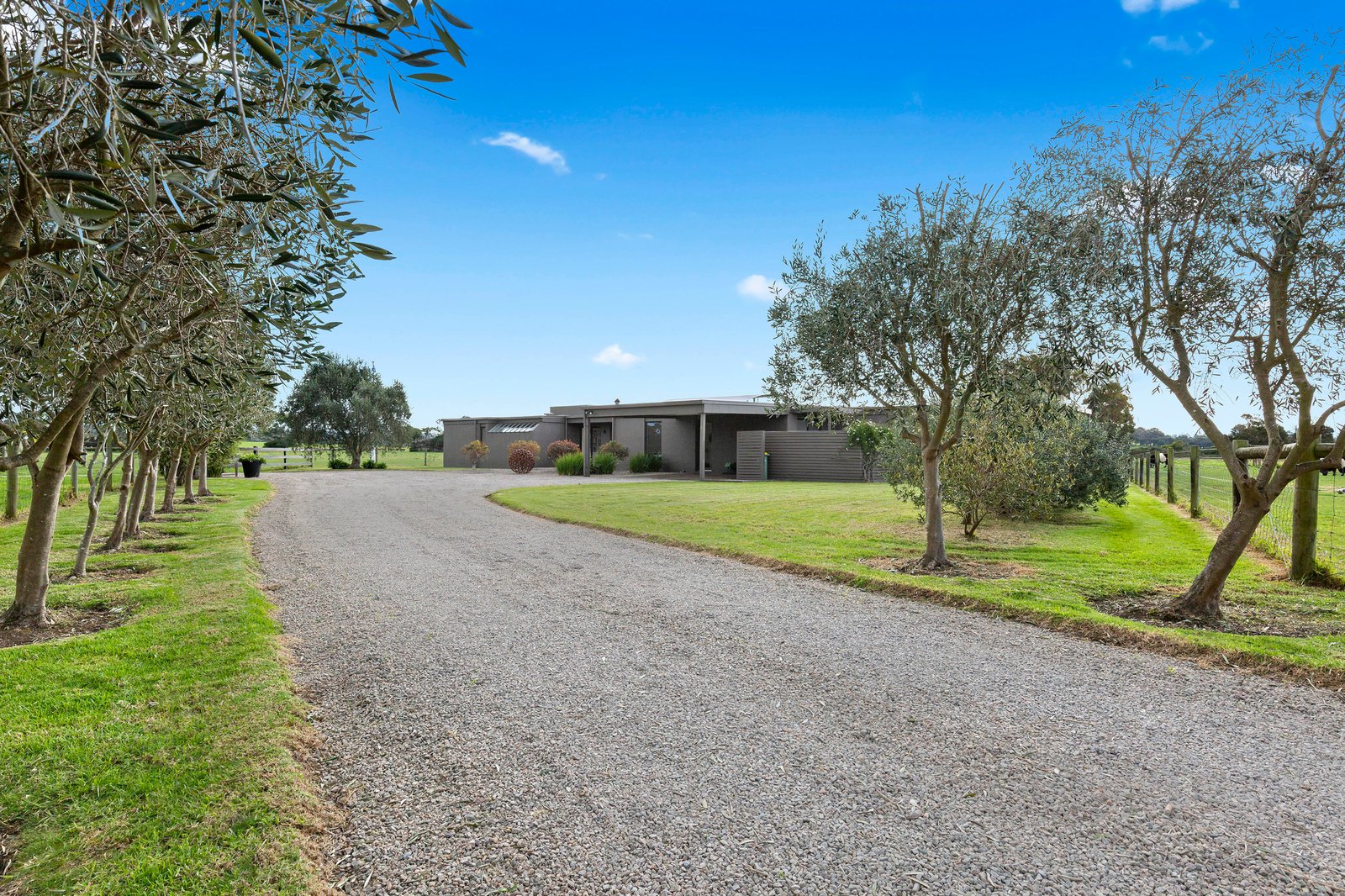 10 Bayview Road, Balnarring Beach, 3926