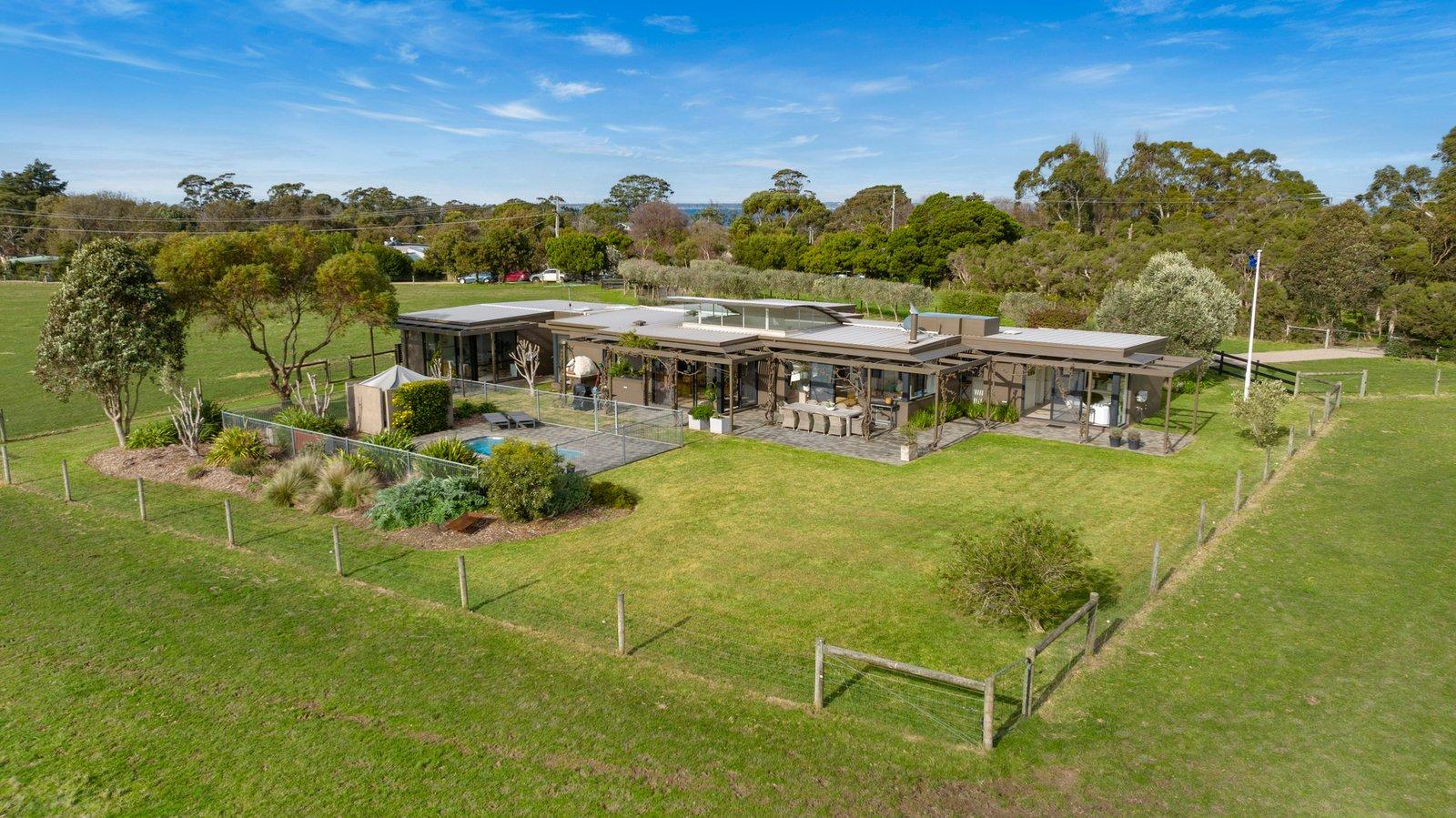 10 Bayview Road, Balnarring Beach, 3926