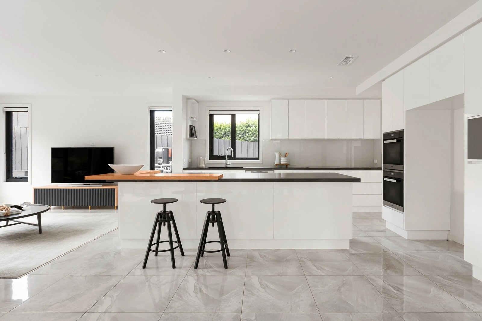 10 Beech Street, Camberwell, 3124
