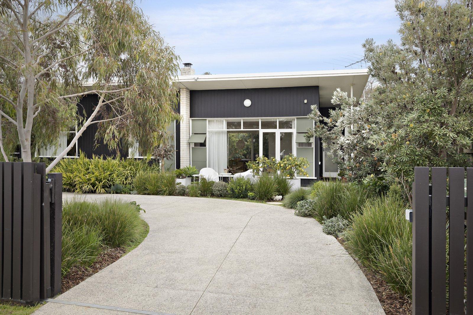 10 Cootamundra Avenue, Capel Sound, 3940
