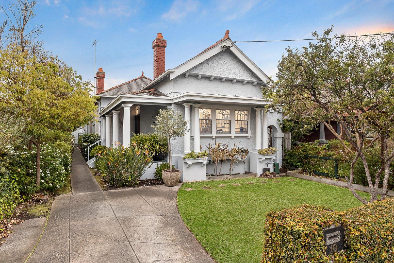 10 Deepdene Road, Deepdene, 3103