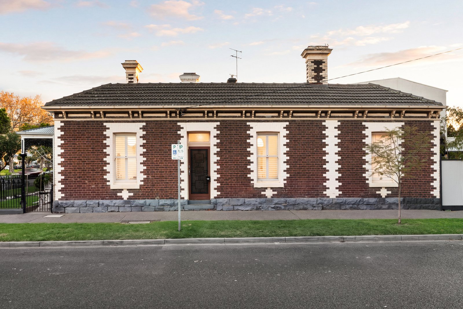 10 Kerferd Road, Albert Park, 3206