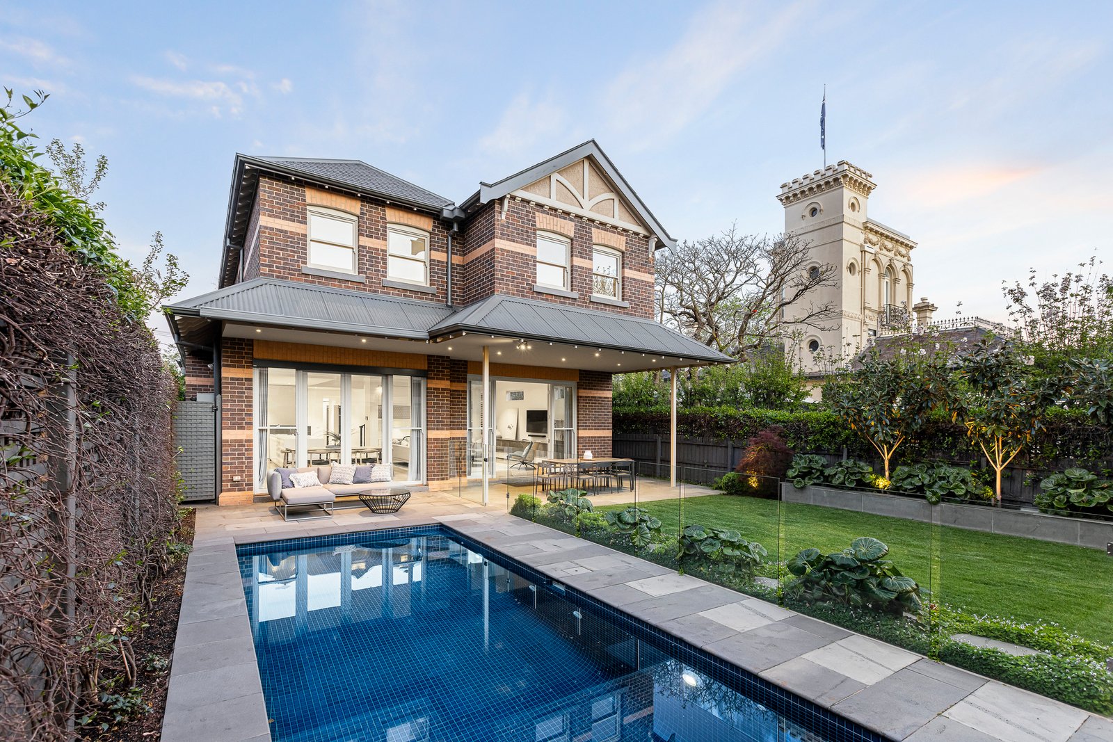 10 Russell Street, Camberwell, 3124