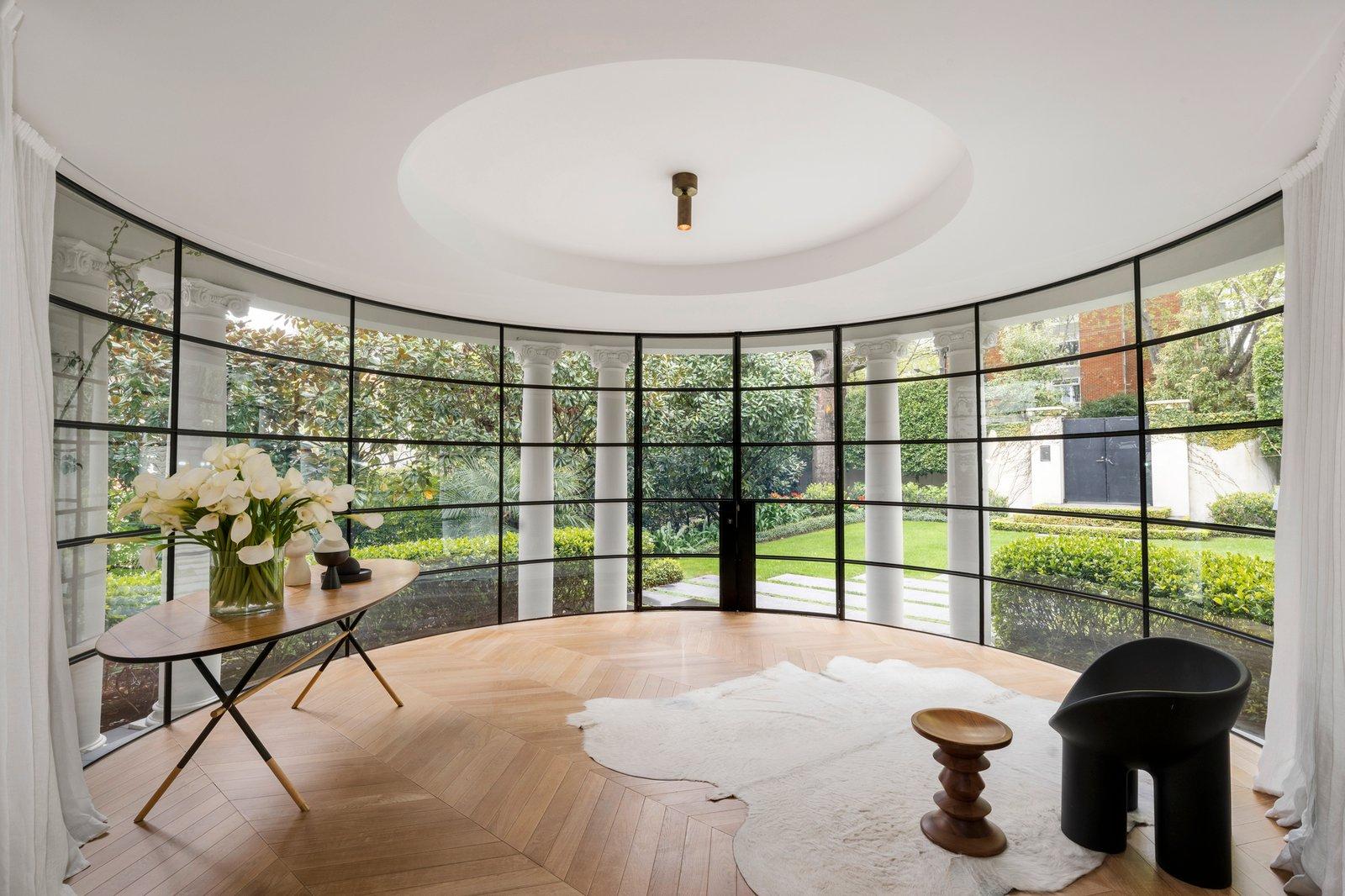 10 Struan Street, Toorak, 3142