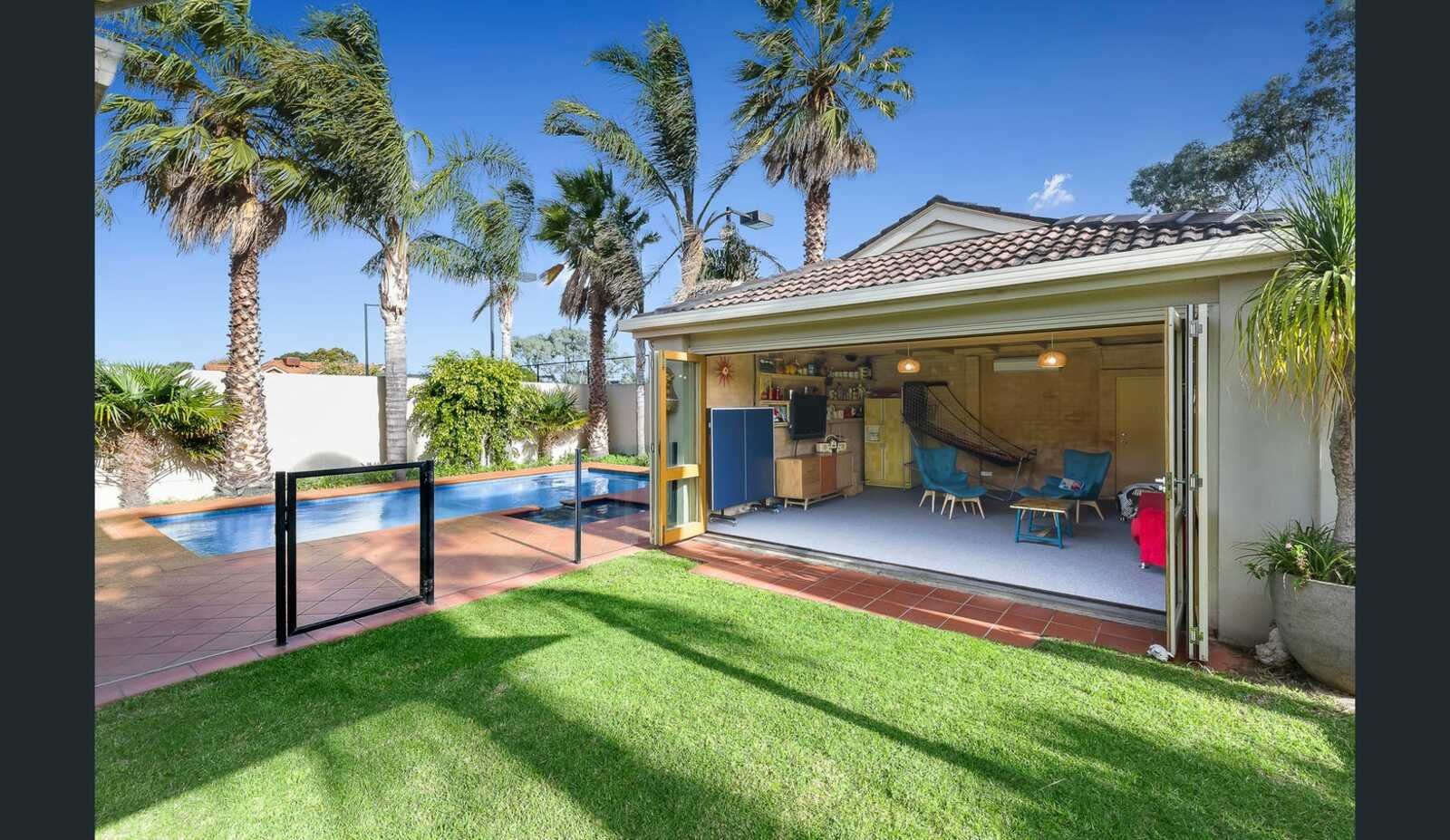 10 Talbot Street, Hampton, 3188