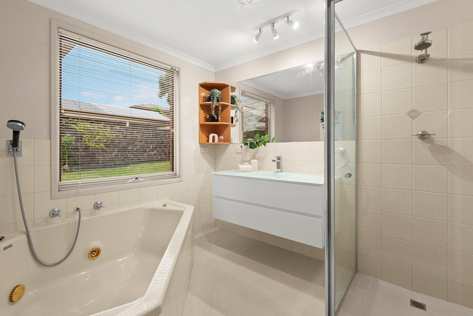 10 Yonga Road, Balwyn, 3103