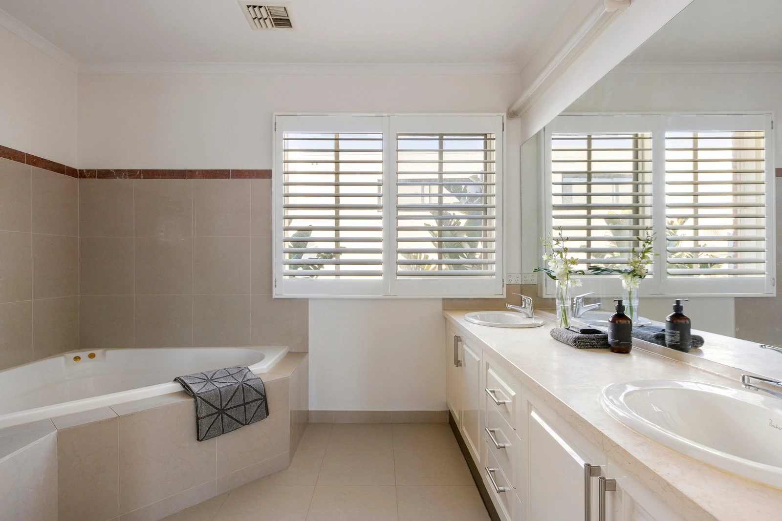 101 Roslyn Street, Brighton, 3186