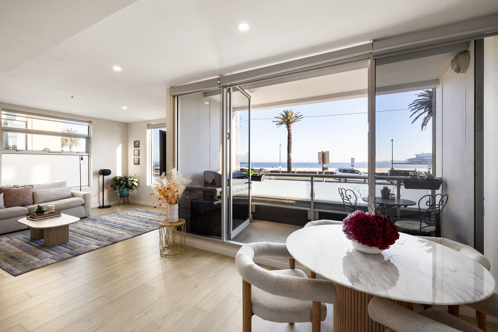 101/65 Beach Street, Port Melbourne, 3207