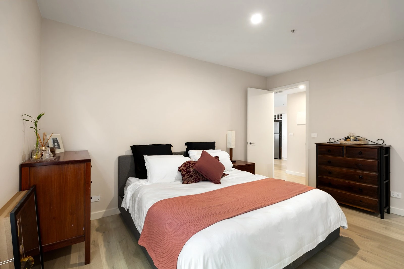 101/65 Beach Street, Port Melbourne, 3207