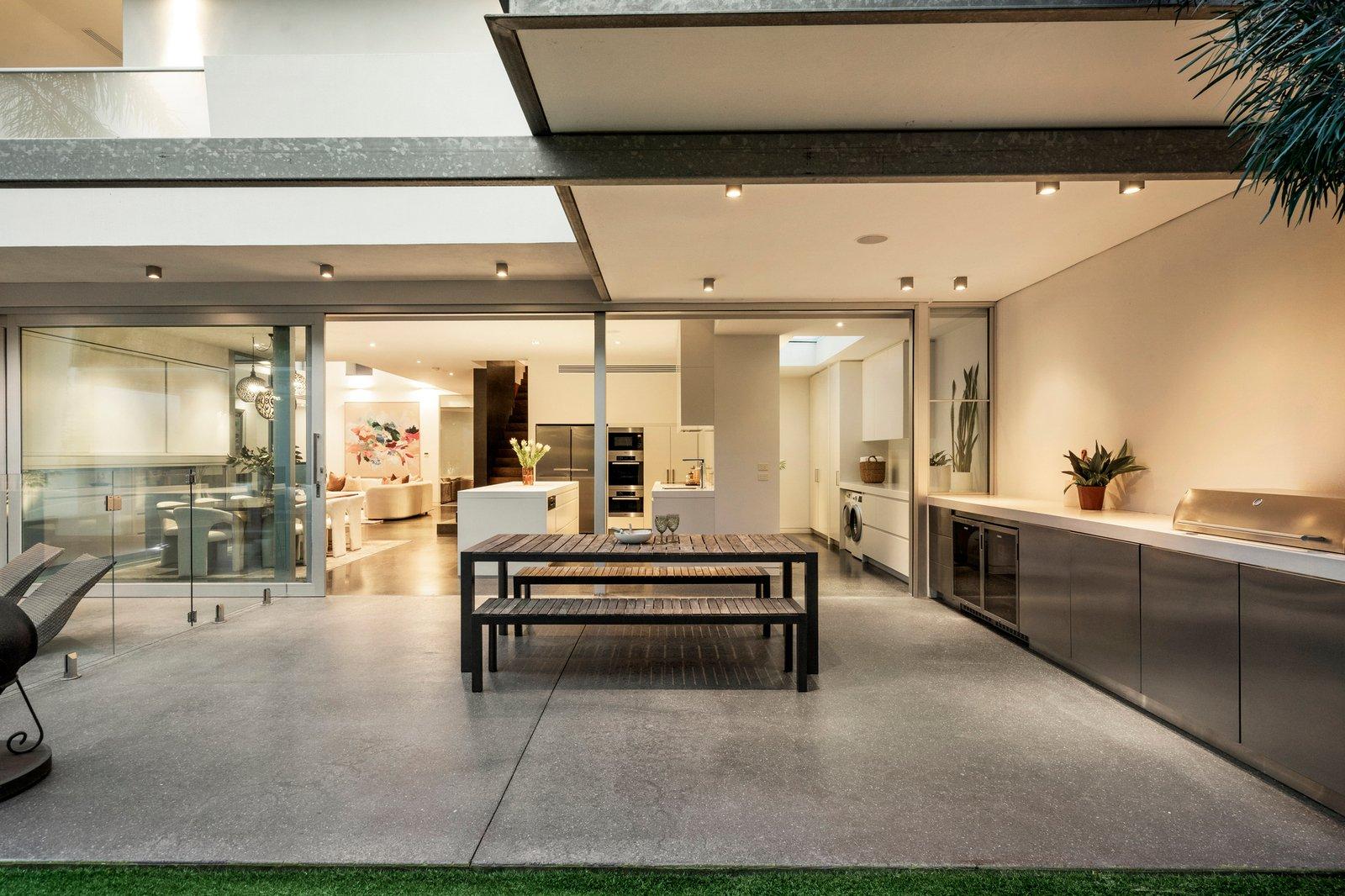 102 Robinson Road, Hawthorn, 3122