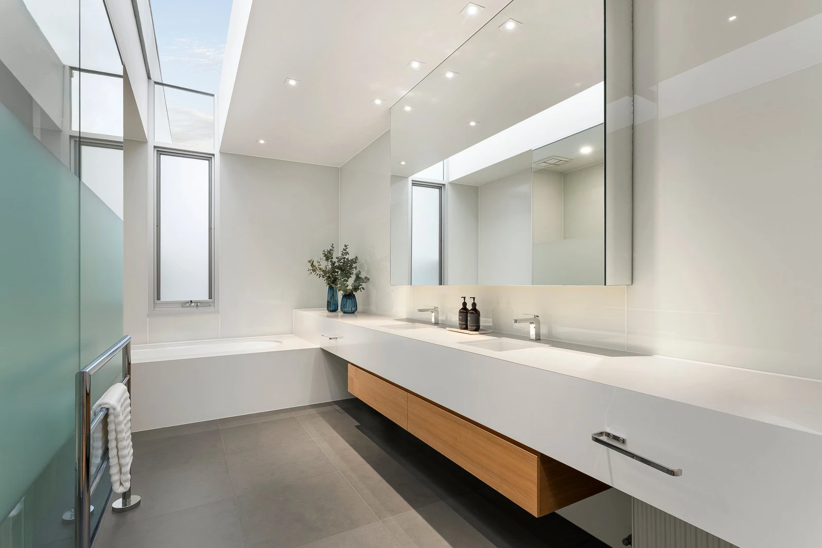 102 Robinson Road, Hawthorn, 3122