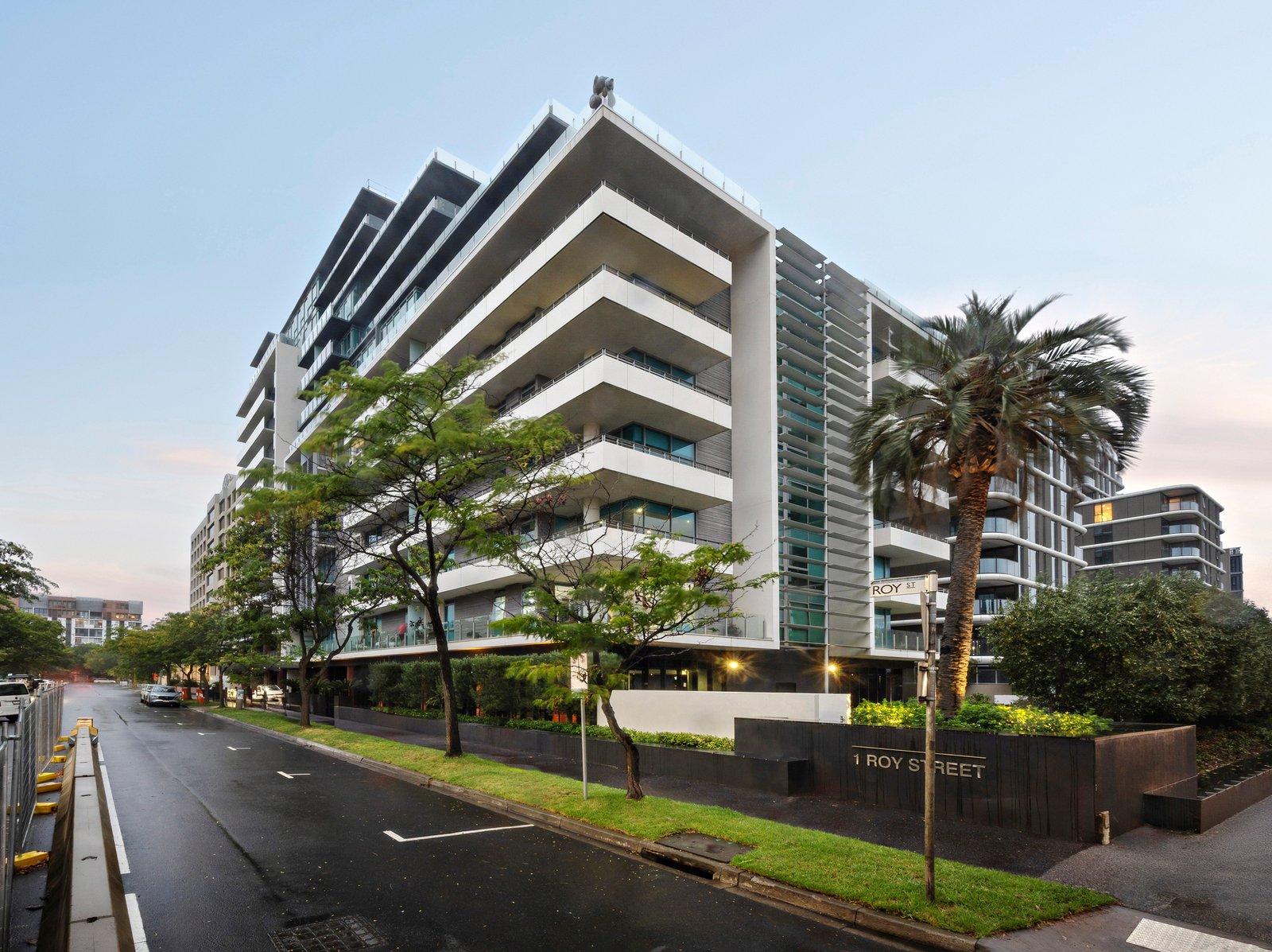 102/1 Roy Street, Melbourne, 3004