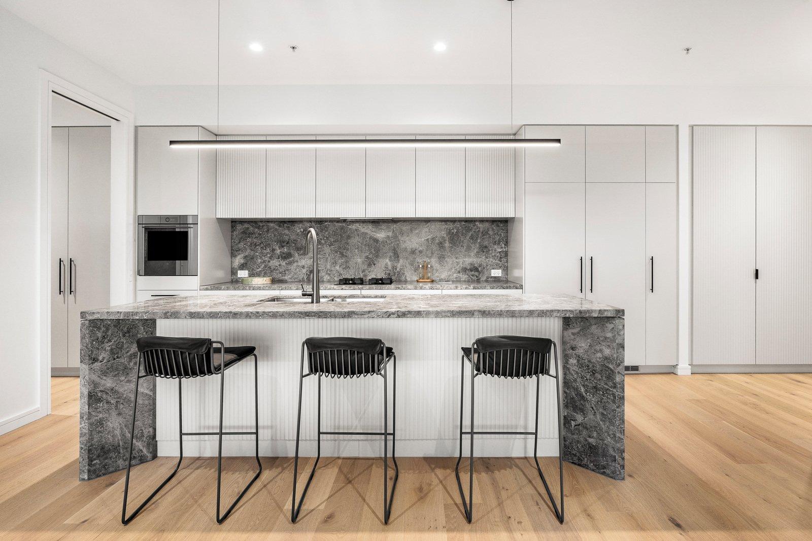 102/103 Beach Street Street, Port Melbourne, 3207