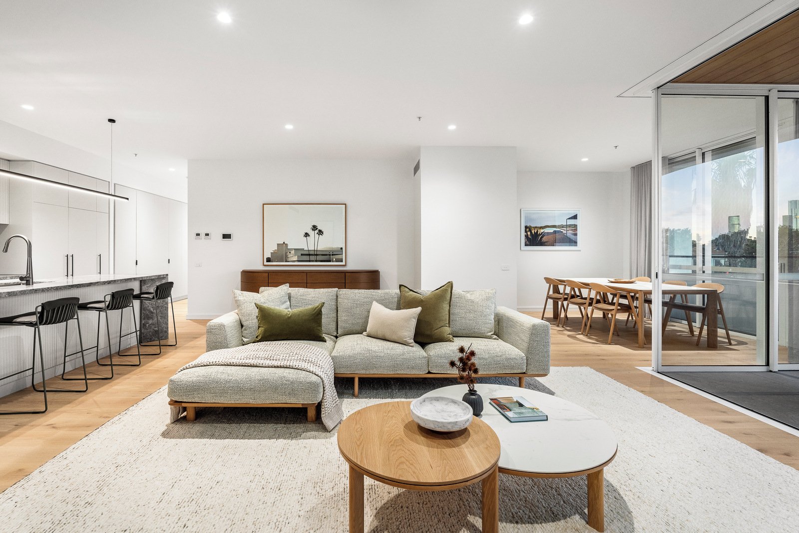 102/103 Beach Street Street, Port Melbourne, 3207