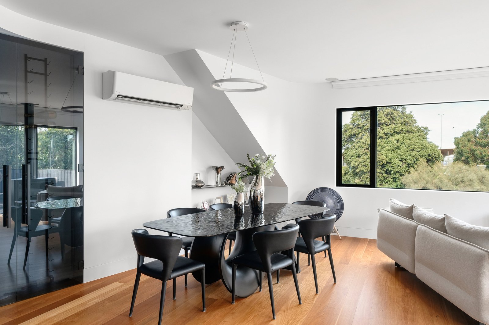 103 Ormond Esplanade, Elwood, 3184