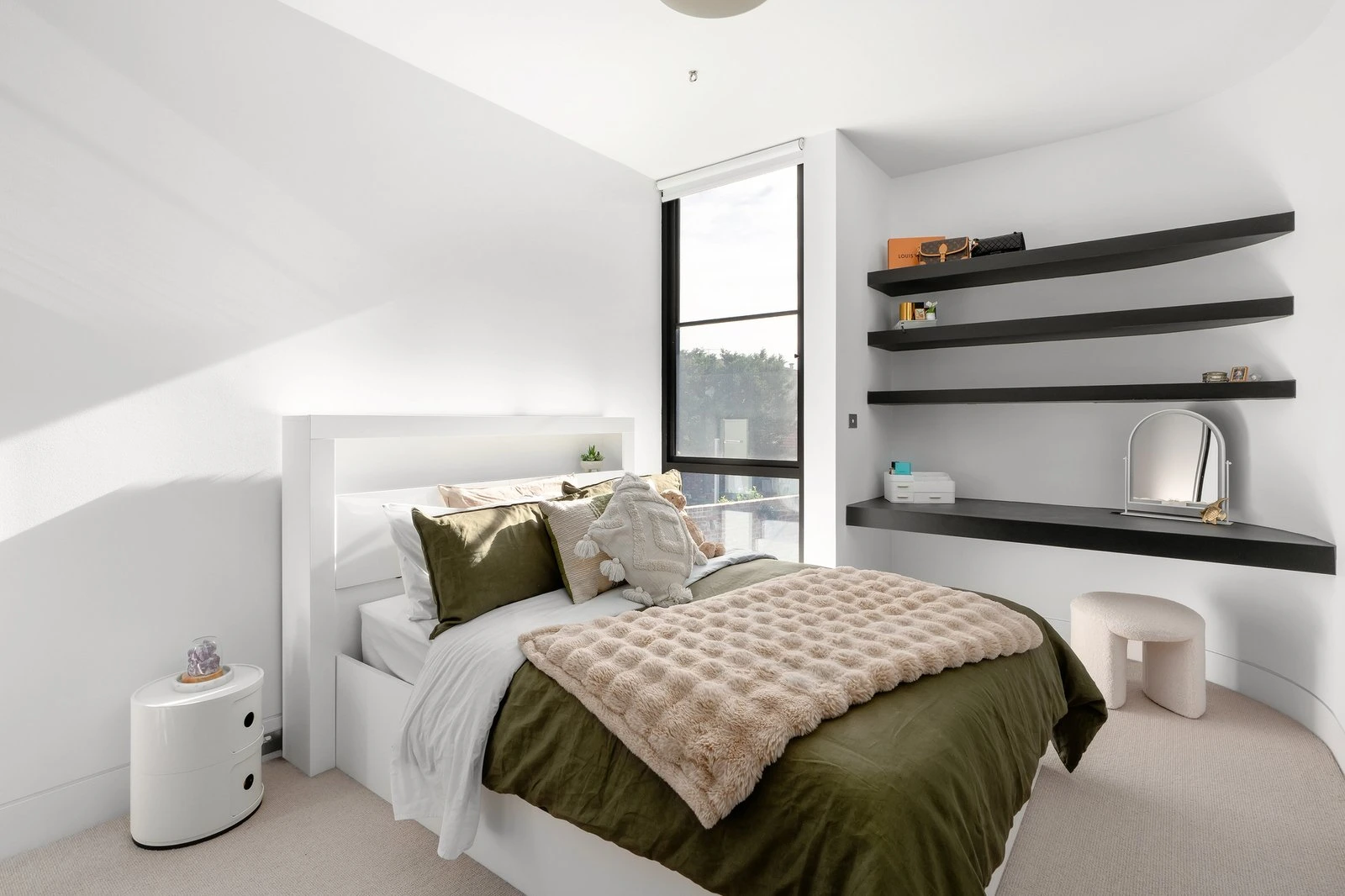 103 Ormond Esplanade, Elwood, 3184