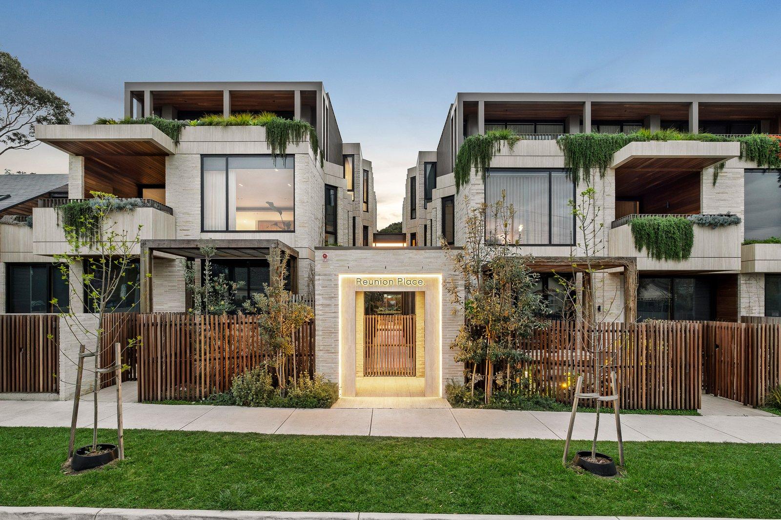 103/1B Deakin Street South, Hampton, 3188