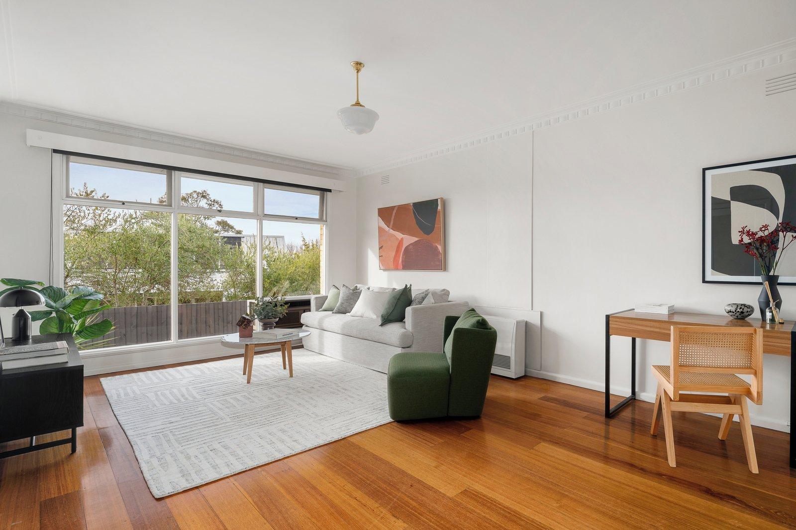 10/4 Hillside Parade, Glen Iris, 3146