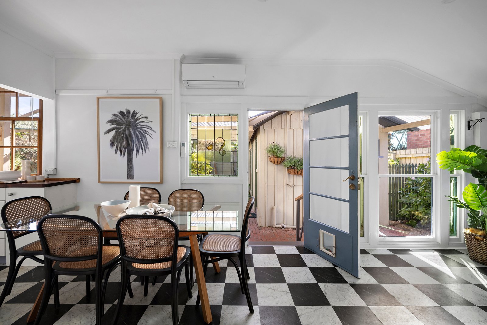11 Balcombe Street, Mornington, 3931