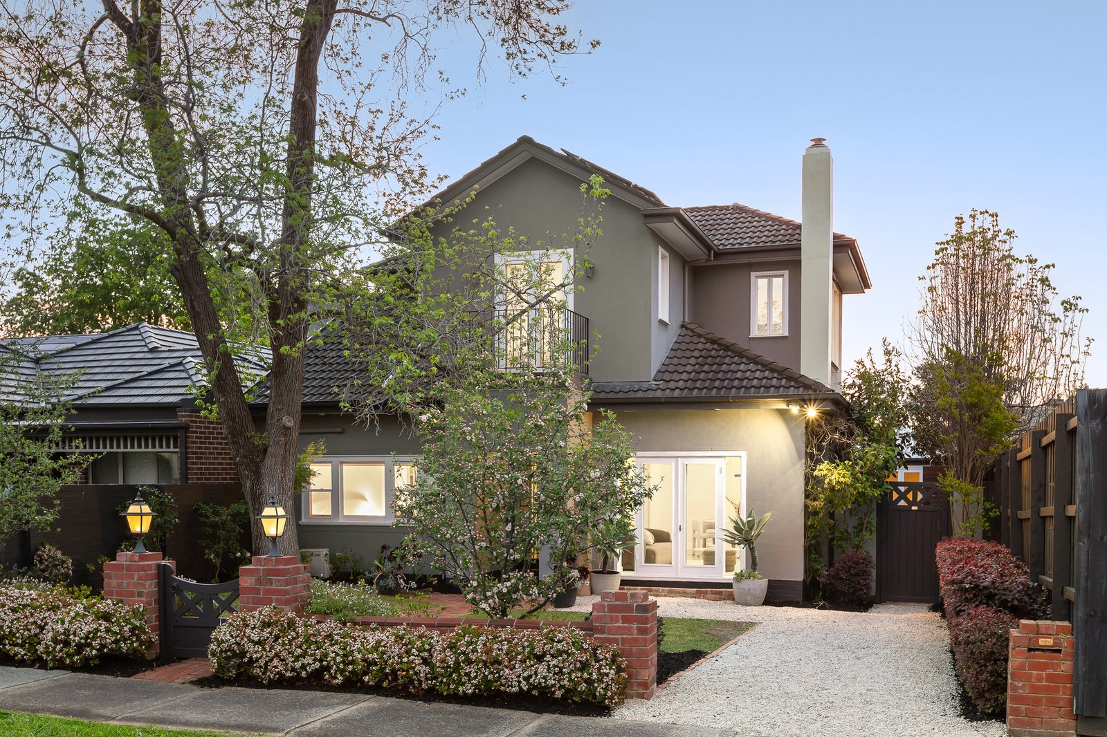 11 Berwick Street, Camberwell, 3124