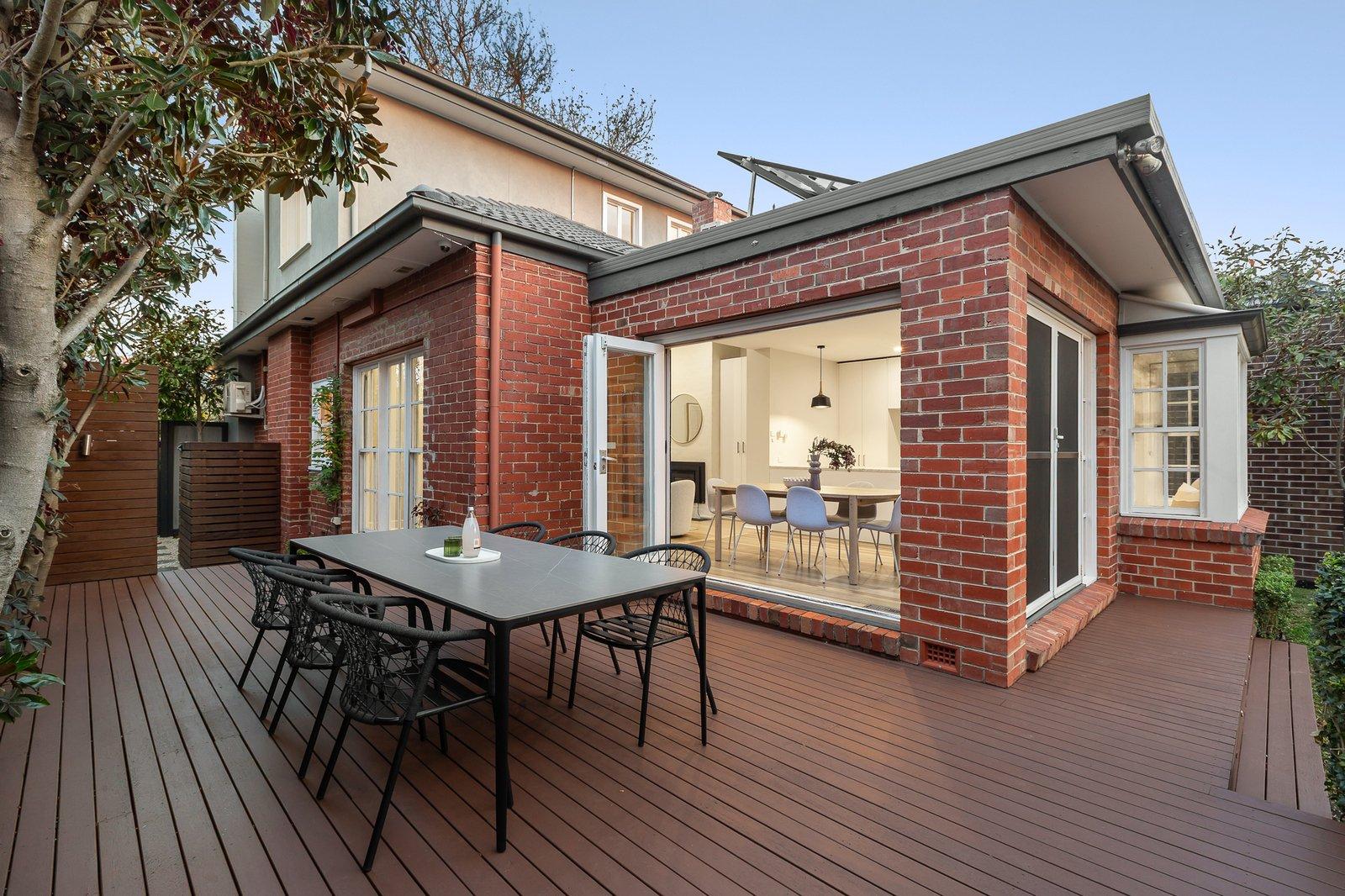 11 Berwick Street, Camberwell, 3124