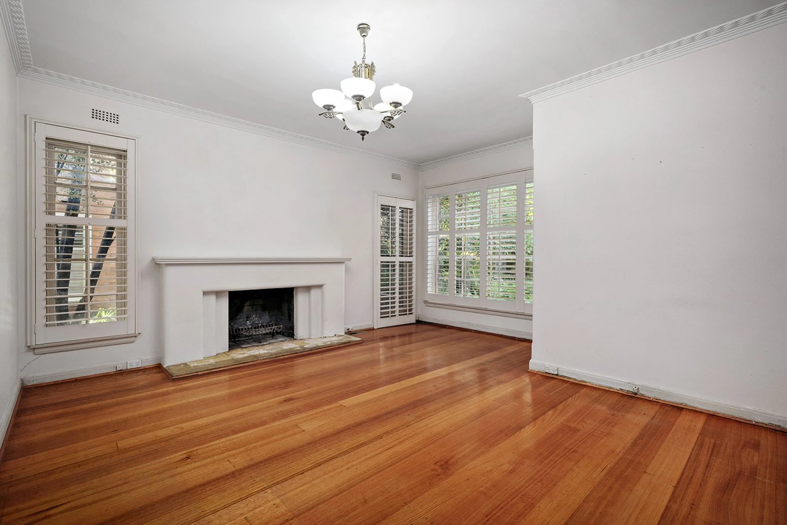 11 Denham Place, Toorak, 3142