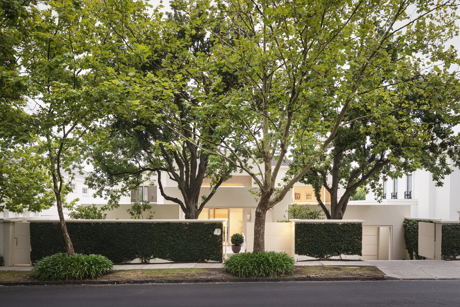 11 Robertson Street, Toorak, 3142