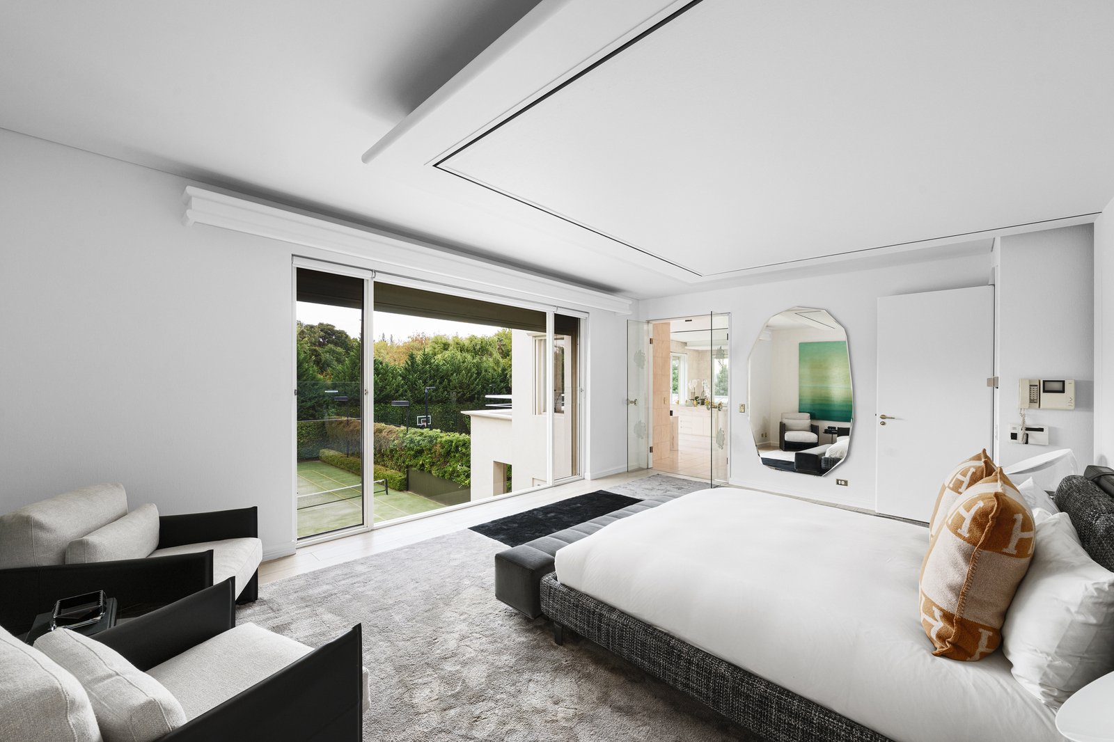 11 Robertson Street, Toorak, 3142