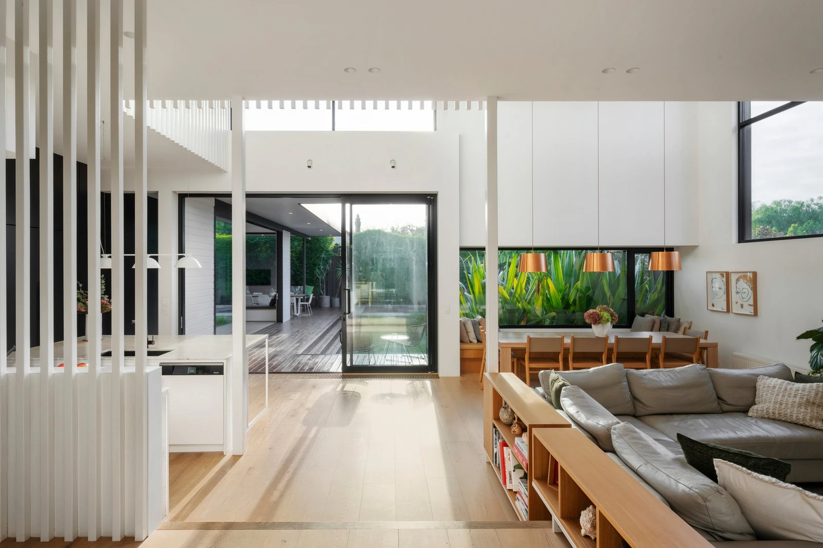11 St Johns Avenue, Mont Albert, 3127