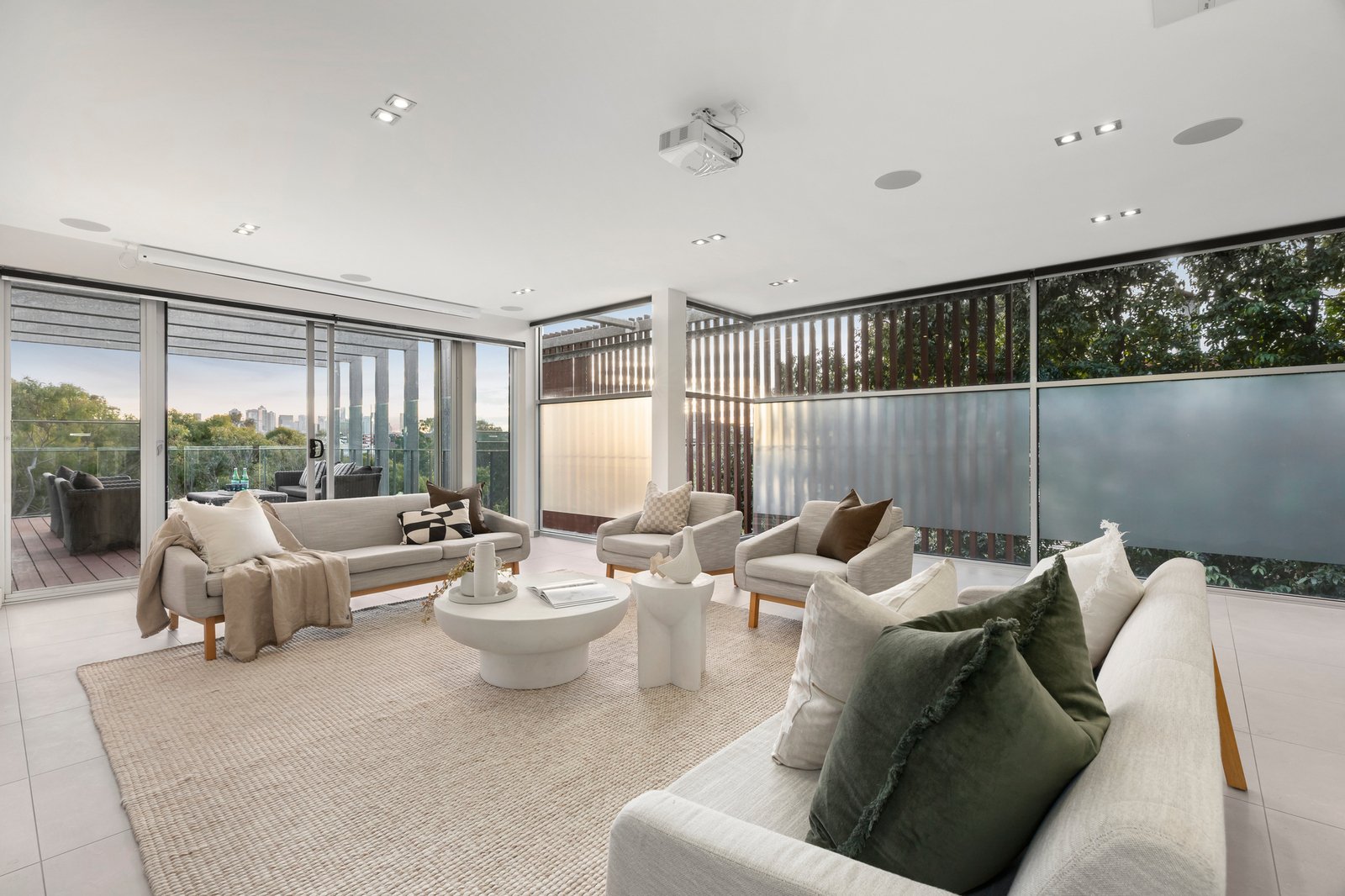 1/10 Harrison Crescent, Hawthorn, 3122