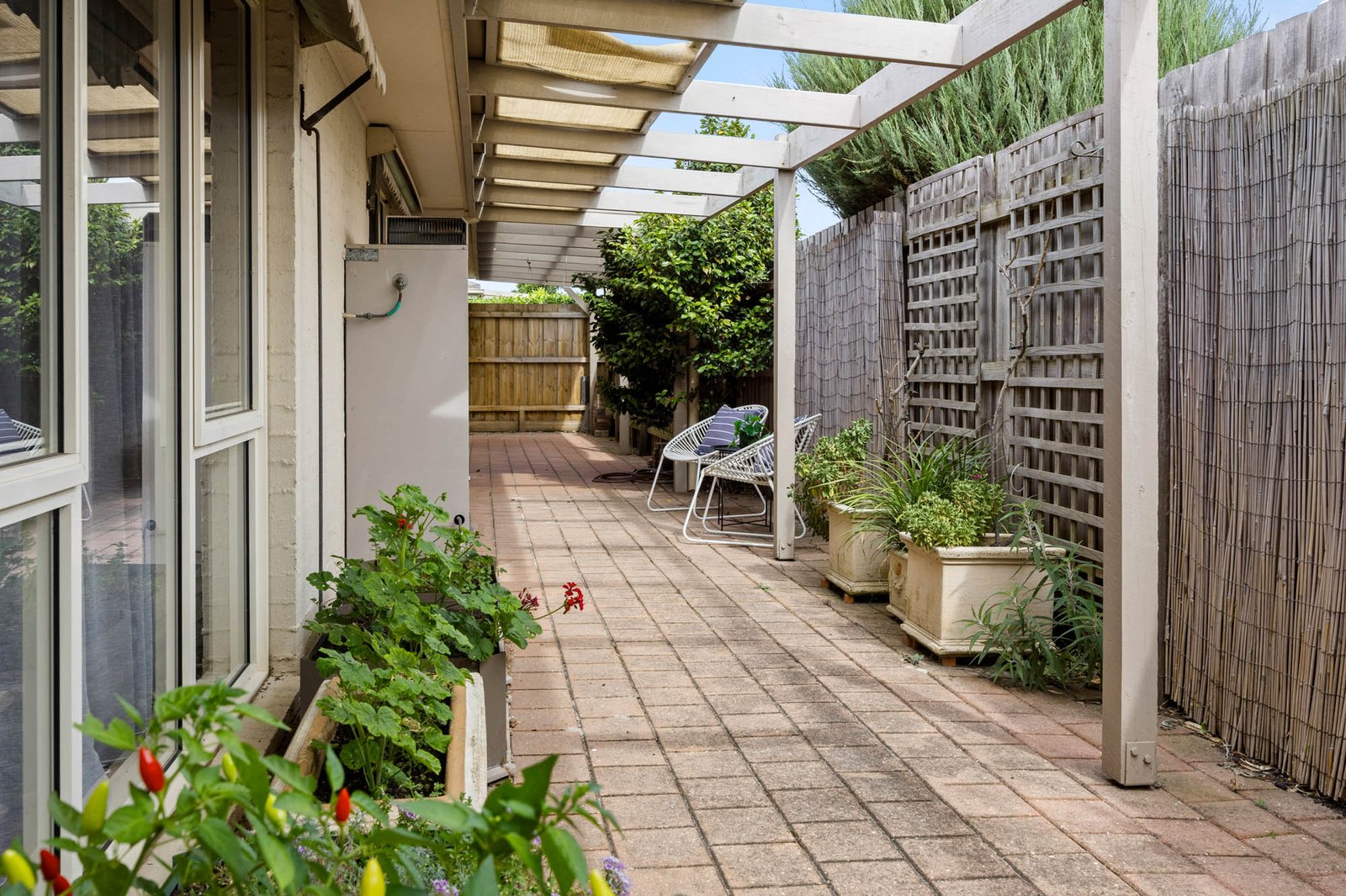 1/102 Beleura Hill Road, Mornington, 3931