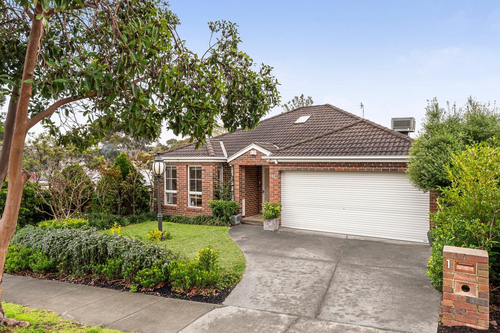 1/11 Glenview Road, Doncaster East, 3109