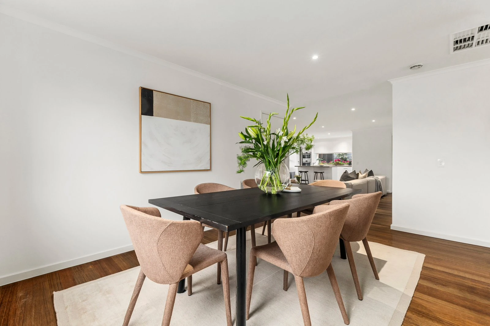 1/11 Glenview Road, Doncaster East, 3109