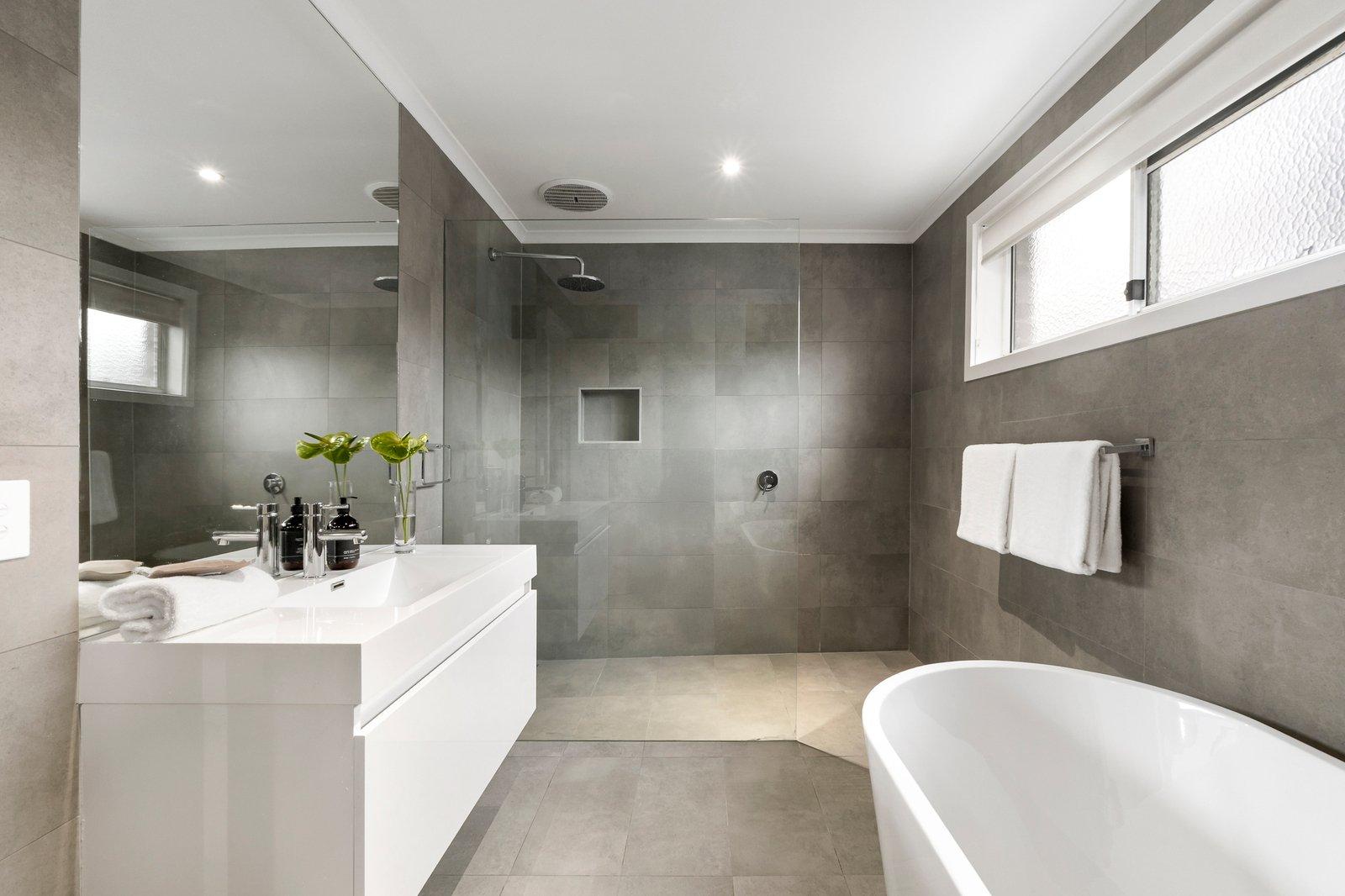 1/11 Glenview Road, Doncaster East, 3109