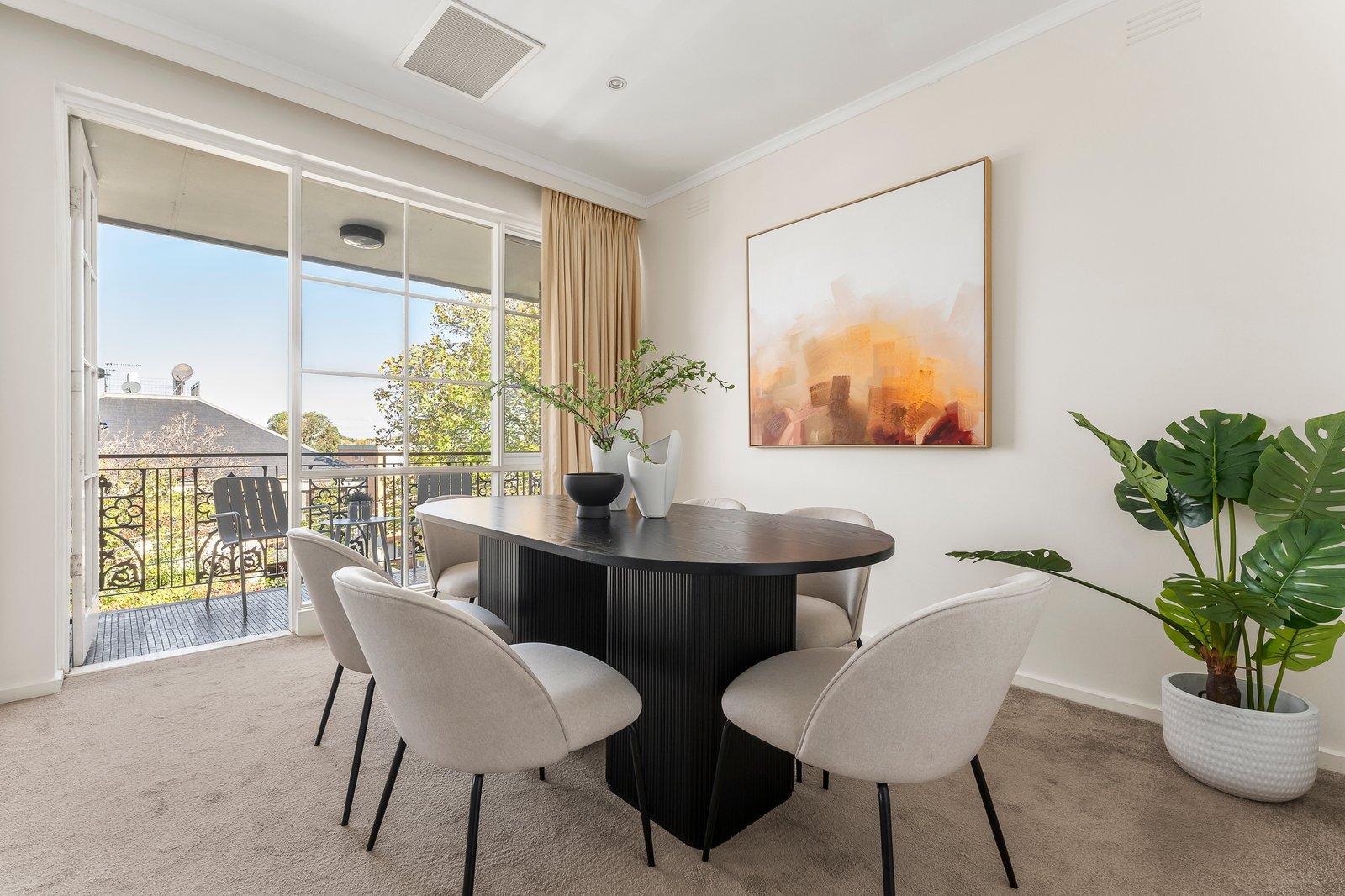 11/16 Tintern Avenue, Toorak, 3142
