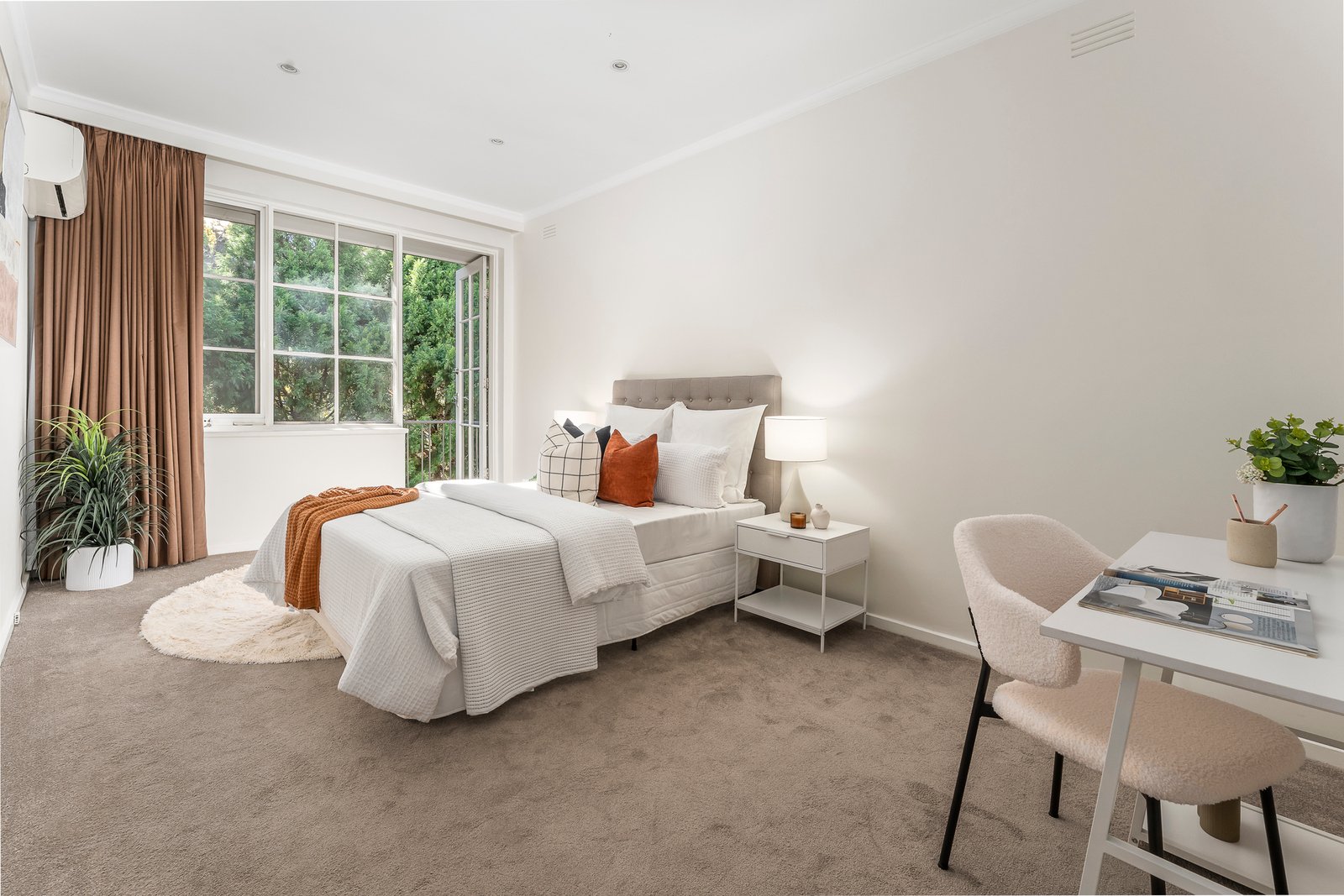 11/16 Tintern Avenue, Toorak, 3142