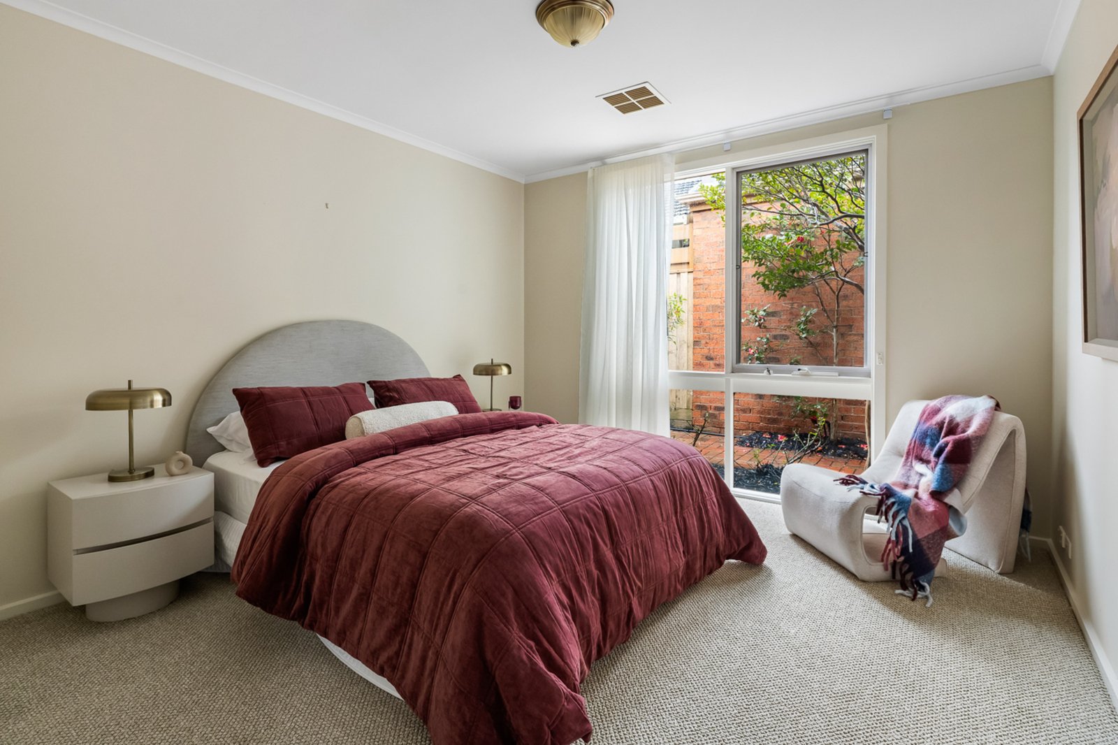 1/12 Bent Street, Brighton, 3186