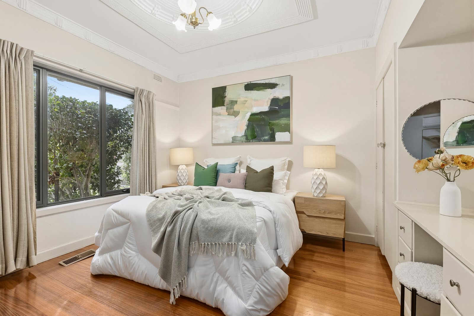 1/128 Broughton Road, Surrey Hills, 3127