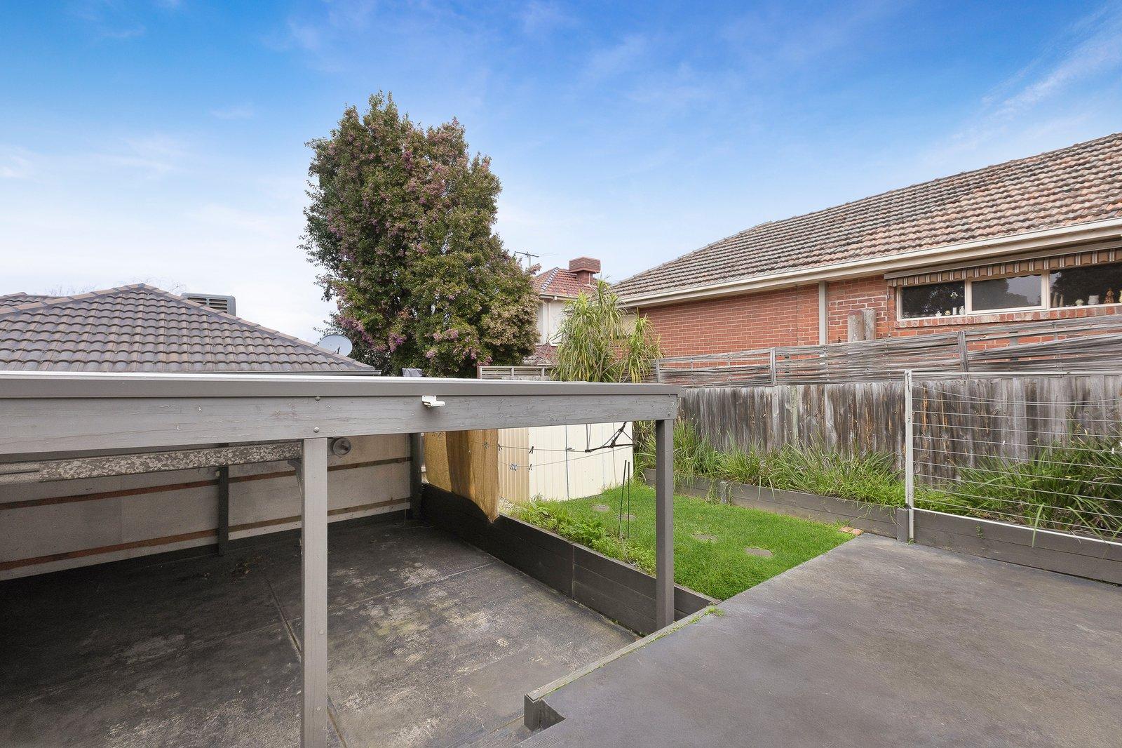 1/128 Broughton Road, Surrey Hills, 3127